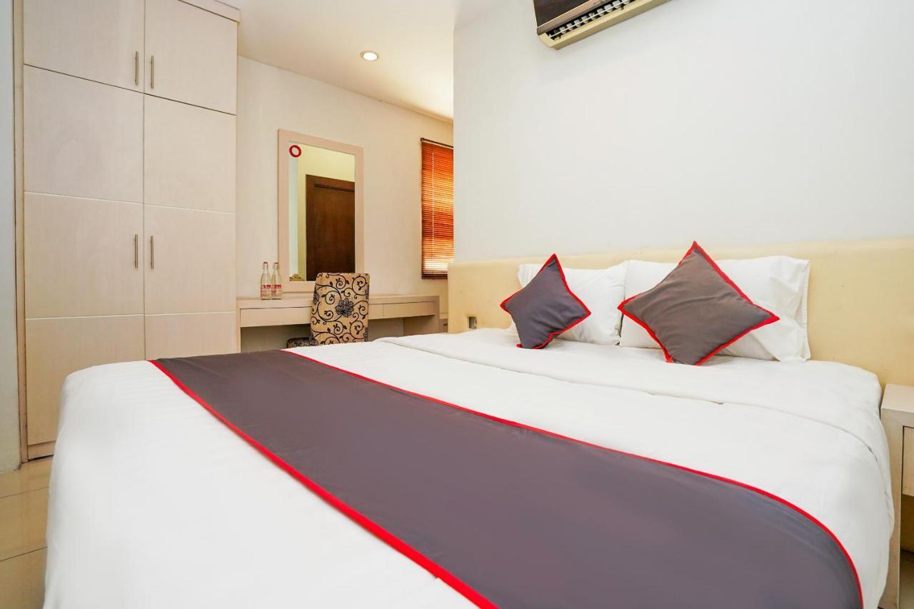 Collection O 29 Twin Tower Hotel Surabaya Eksteriør billede