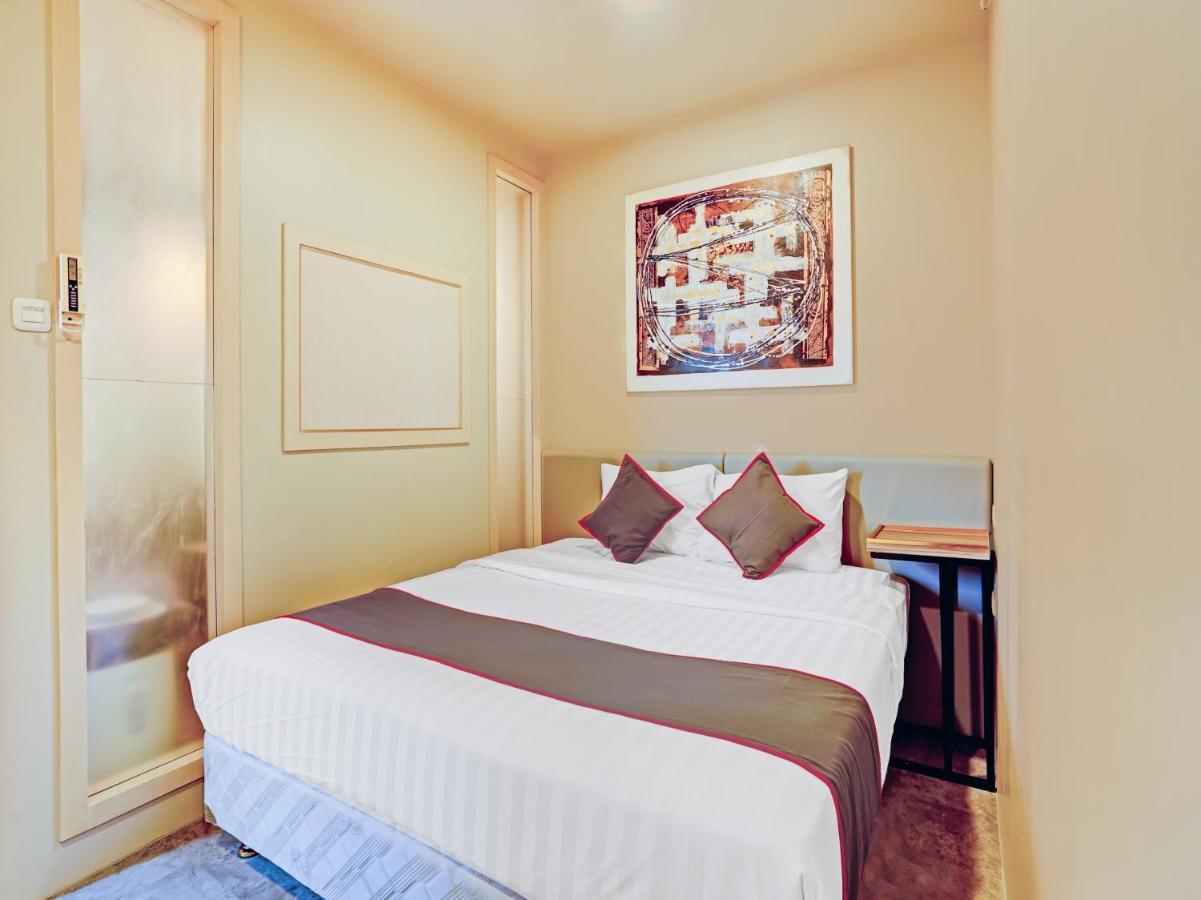 Collection O 29 Twin Tower Hotel Surabaya Eksteriør billede
