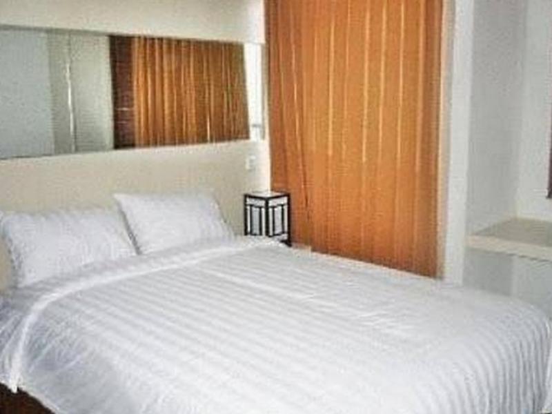 Collection O 29 Twin Tower Hotel Surabaya Eksteriør billede